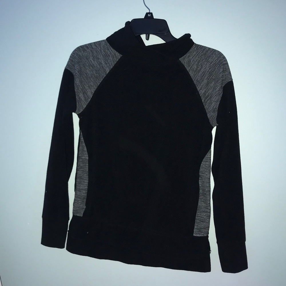 Fleece Kids Sweatshirt. SIZE 14